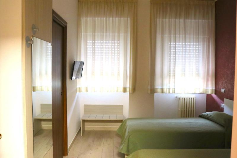 Tourist Hotel Потенца Экстерьер фото