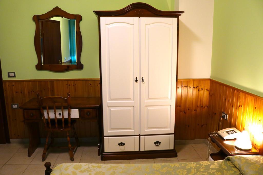 Tourist Hotel Потенца Экстерьер фото